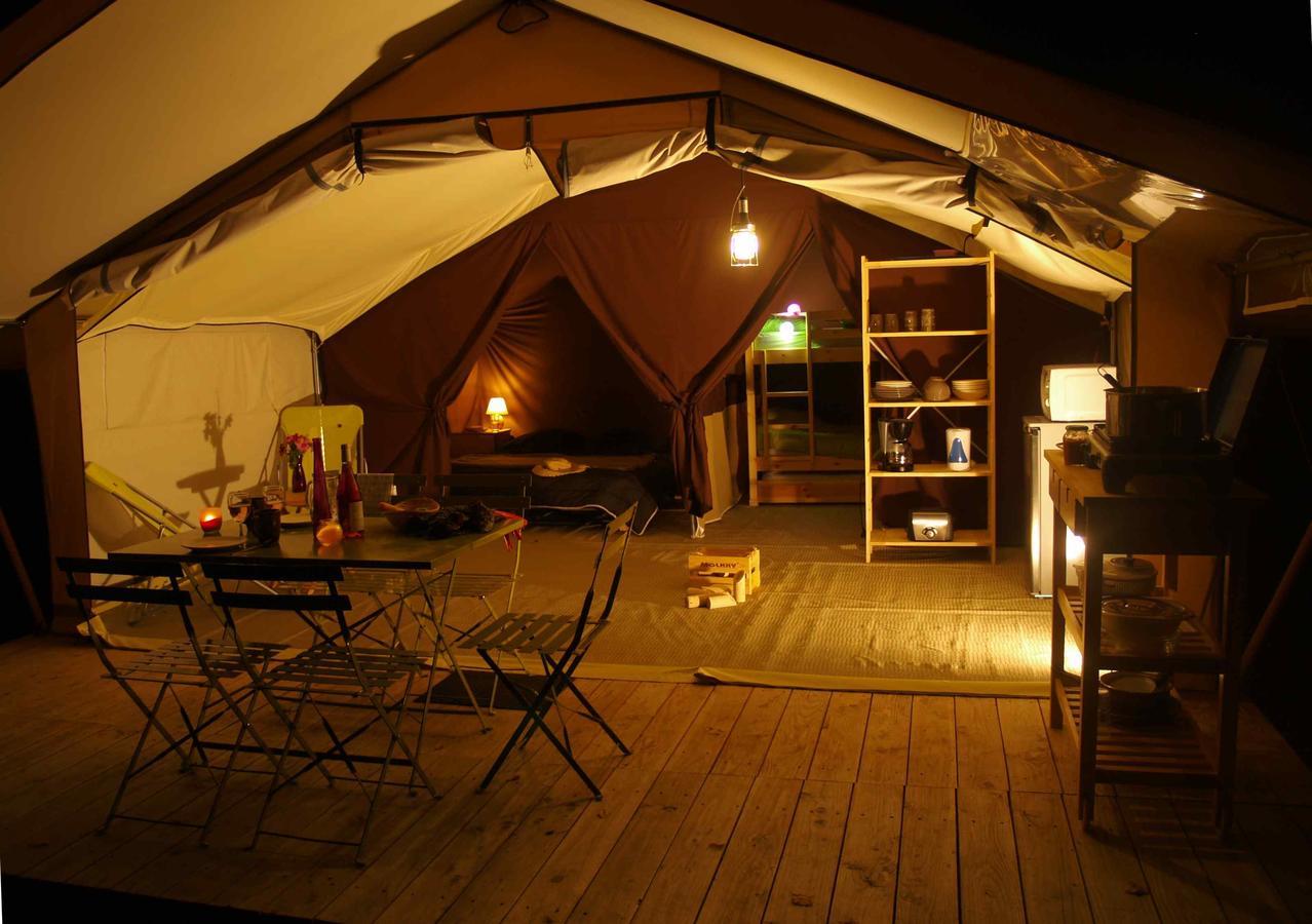 Cosycamp Hotel Chamalières-sur-Loir Eksteriør billede